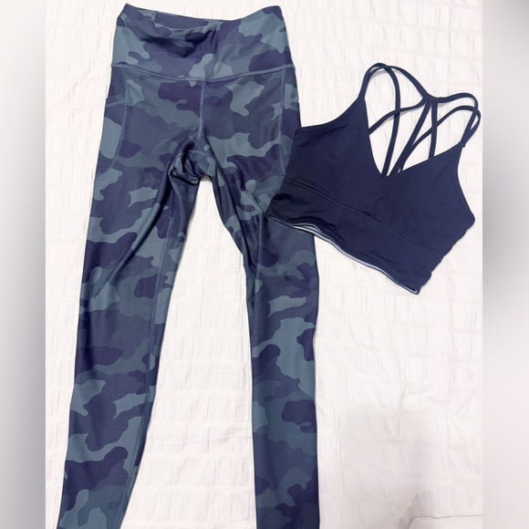 Workout Matching Set Camo Size XS Old Navy Born Primitive Camo Black Outfit - Picture 2 of 7